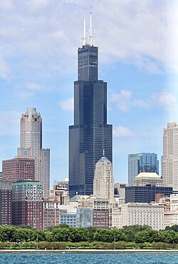 250px-Willis_Tower_From_Lake