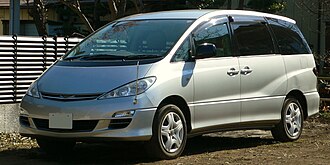 330px-2003_Toyota_Estima_01