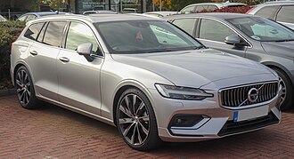 330px-2018_Volvo_V60_Inscription_PRO_D4_Automatic_2.0