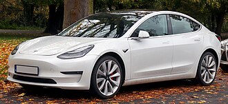 330px-2019_Tesla_Model_3_Performance_AWD_Front