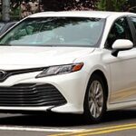 330px-2019_Toyota_Camry_LE
