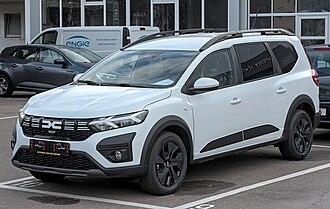 330px-2023_Dacia_Jogger_DSC_7288