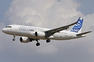 330px-Airbus_A320-214,_Airbus_Industrie_JP7617615