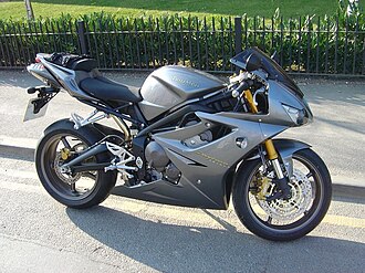 330px-TriumphDaytona675Side