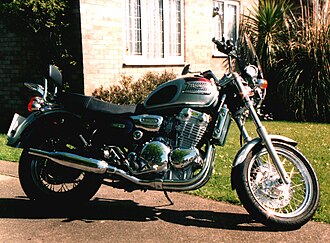 330px-Triumph_Thunderbird_900