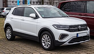 330px-VW_T-Cross_Style_(Facelift)_–_f_22022025