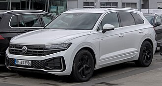 330px-Volkswagen_Touareg_(2023)_IMG_2080