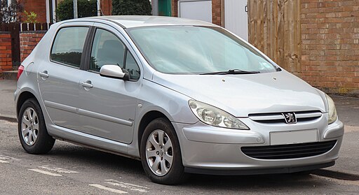 512px-2002_Peugeot_307_Rapier_16V_1.6_Front