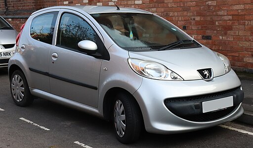 512px-2007_Peugeot_107_Urban_1.0_Front