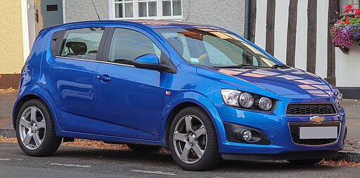 512px-2012_Chevrolet_Aveo_LTZ_1.4_Front