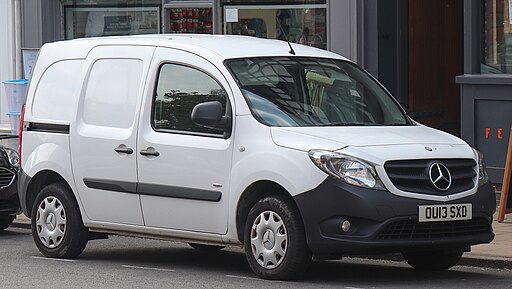 512px-2013_Mercedes-Benz_Citan_109_CDi_BlueEFFICIENCY_1.5