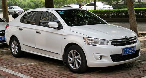 512px-2016_Dongfeng-Citroën_C-Elysée,_front_8.5.18
