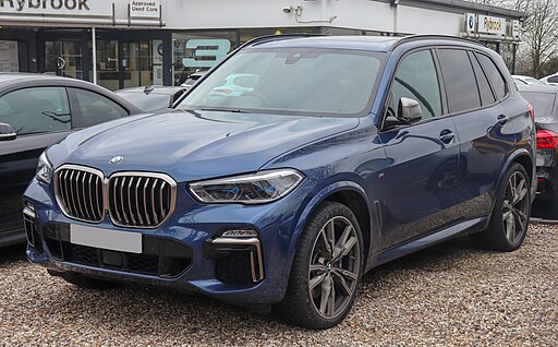 512px-2019_BMW_X5_M50d_Automatic_3.0