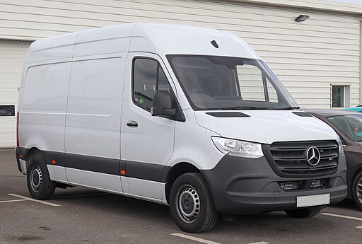512px-2019_Mercedes-Benz_Sprinter_314_CDi_2.1