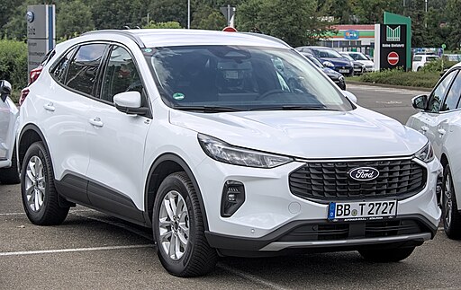 512px-2024_Ford_Kuga_(third_generation)_IMG_9853