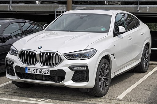 512px-BMW_G06_IMG_3142