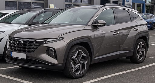512px-Hyundai_Tucson_1.6_T-GDI_PHEV_Prime_(IV)_–_f_05072025