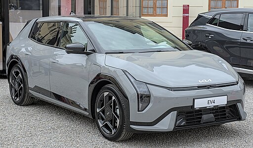 512px-Kia_EV4_GT-Line_Automesse_Ludwigsburg_2025_DSC_2535
