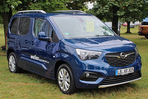 512px-Opel_Combo_Monrepos_2019_IMG_1929