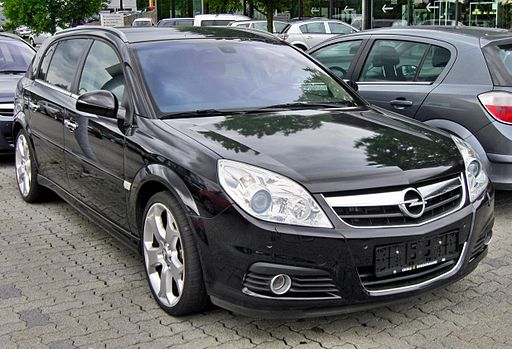 512px-Opel_Signum_Facelift_20090717_front
