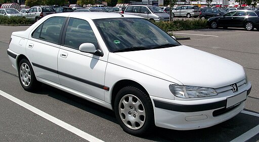512px-Peugeot_406_front_20080730