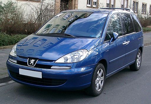 512px-Peugeot_807_front_20080131